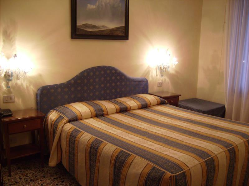 Hotel Hesperia Venice Ngoại thất bức ảnh
